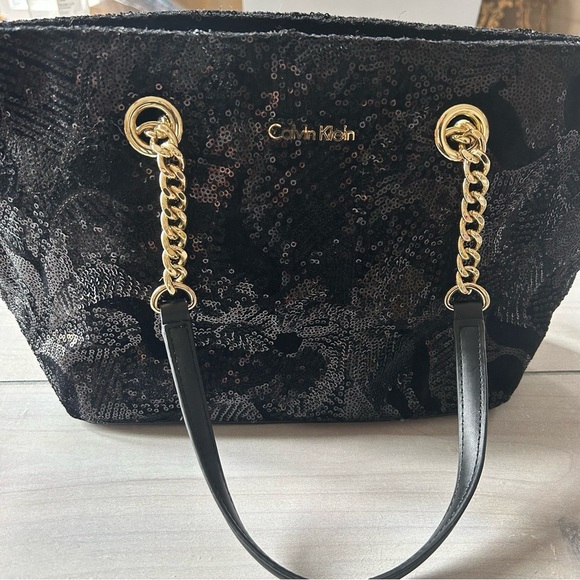 NWT Calvin Klein Black Sequins Medium Shoulder Handbag - Picture 6 of 8